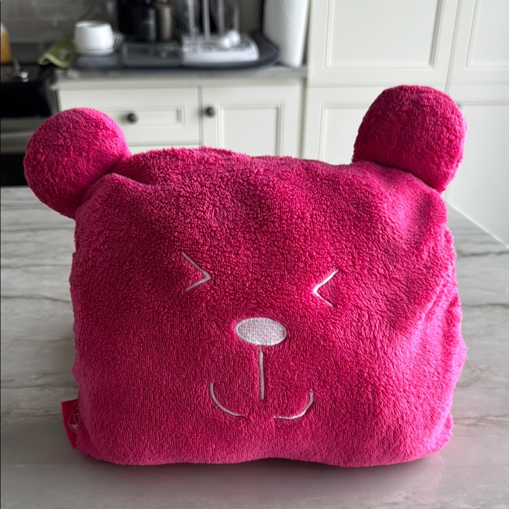 Lug Pink UCB Bear Blanket and Pillow